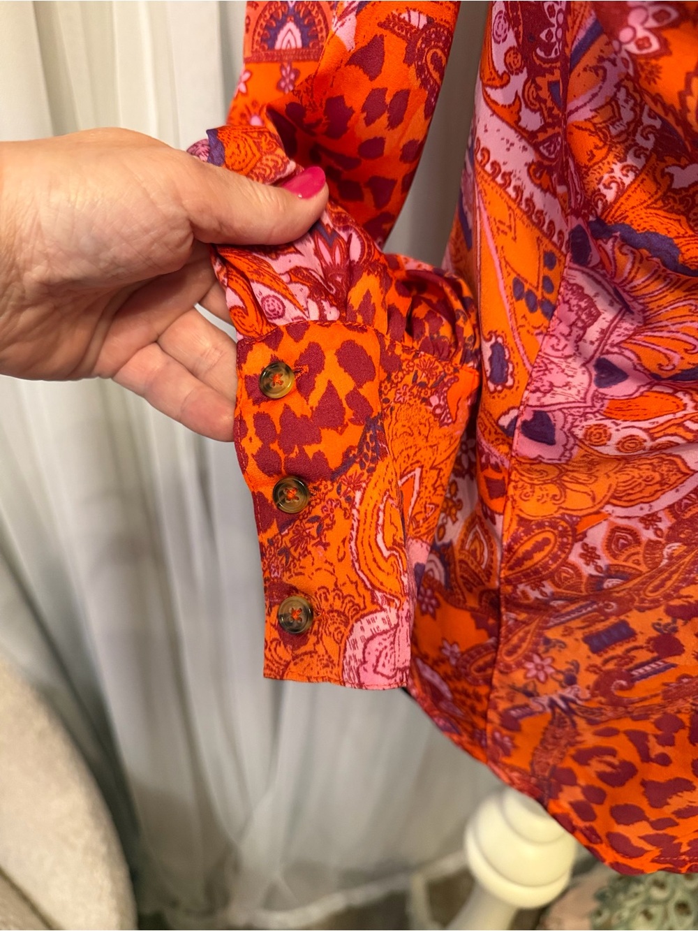 Free People XS Orange Paisley Leopard Ruched Button Down Blouse Boho - Picture 4 of 14
